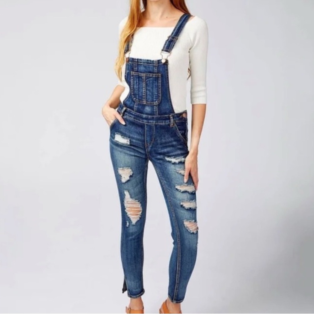 Overalls Blue Distressed Denim Junior’s Size 9 Rugged Worn in Look Outdoors 90s